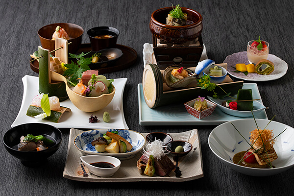 パーティ　宴会　宴会場　新しい生活様式　ニューノーマル　バンケット　35周年　コース料理　西洋料理　日本料理