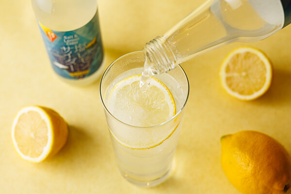 春のおすすめドリンク「塩レモンサイダー」