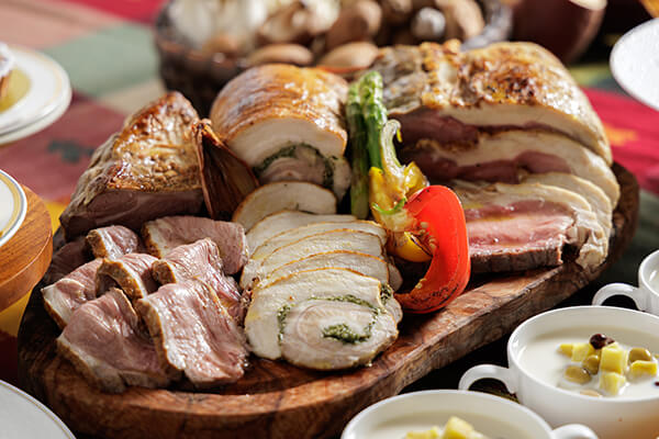 ディナーブッフェ「秋の味覚とロースト料理」【9/15～10/31】