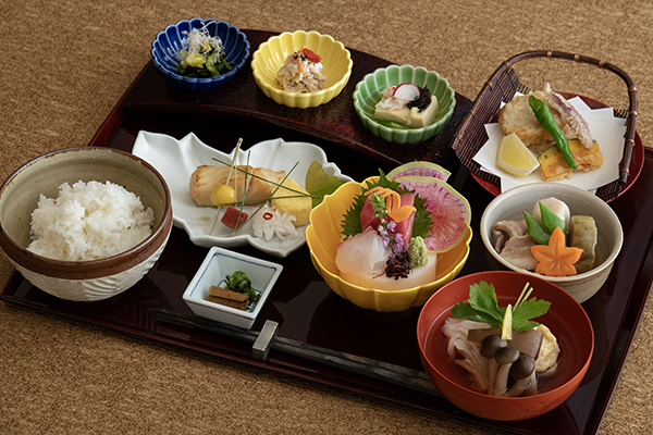 平川御膳
