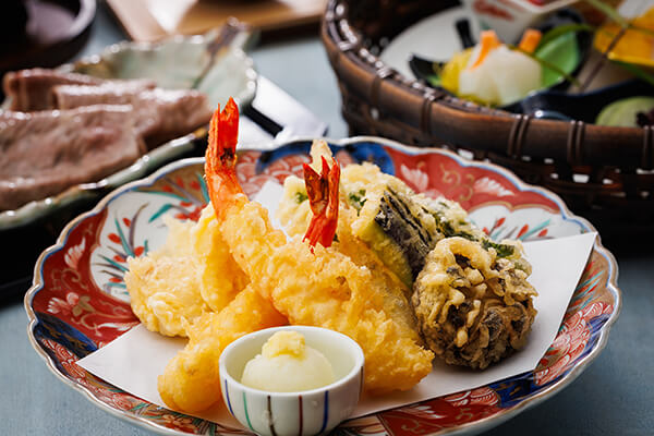 日本料理 平川　悠 はるか
