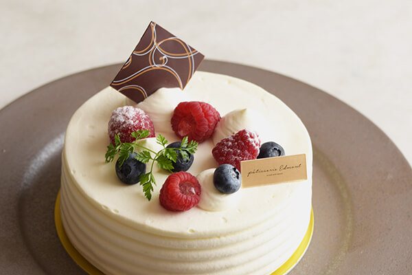 飯田橋エドモント日本料理平川のお祝いケーキ