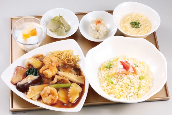 南国酒家　ランチ　海老蟹セット