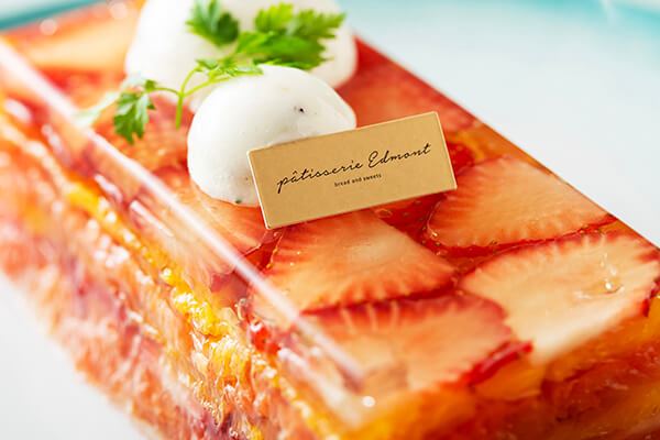 エドモント　ホールケーキ「テリーヌ・フリュイ」